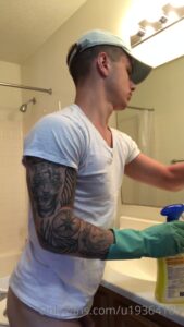 tiktok-gay-porn-00042